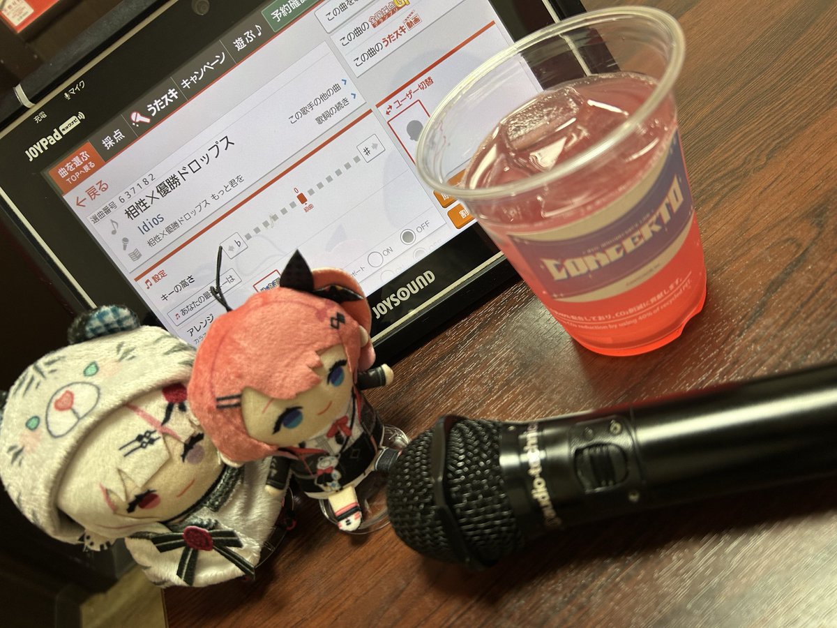 aO_s tweet media