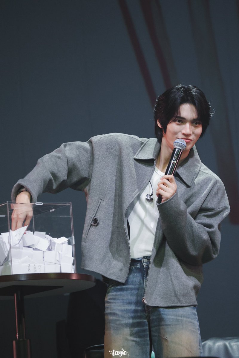 𝐟𝐚𝐲𝐞✨ tweet media