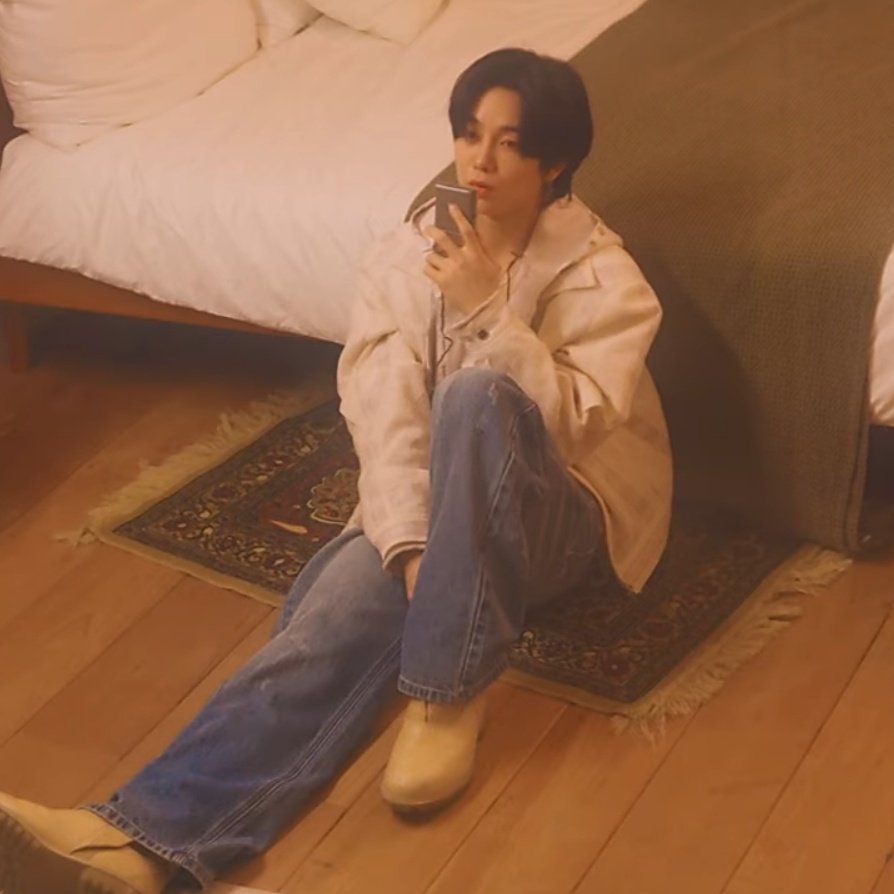 emptynim's tweet photo. salpok. hyunsoo kek abis sholat abis tu setoran hafalan 😄 https://t.co/TLSUPqwfVm