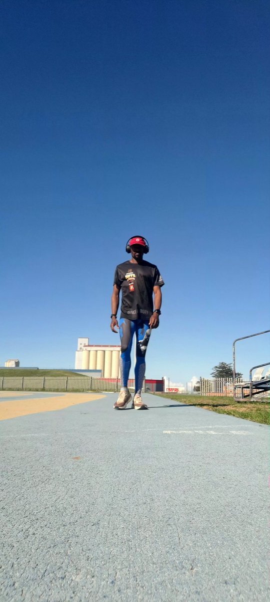 siyongo15's tweet photo. 🌞 https://t.co/yEhKGMpBOM