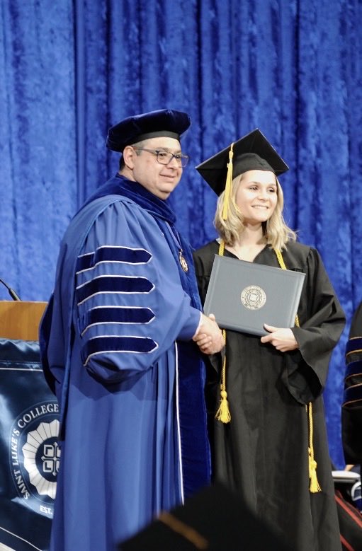 oneandonlymidge's tweet photo. 8 incredible years of getting to what I love! 👩🏼‍⚕️
#graduationthrowback https://t.co/qpf5oisdz5