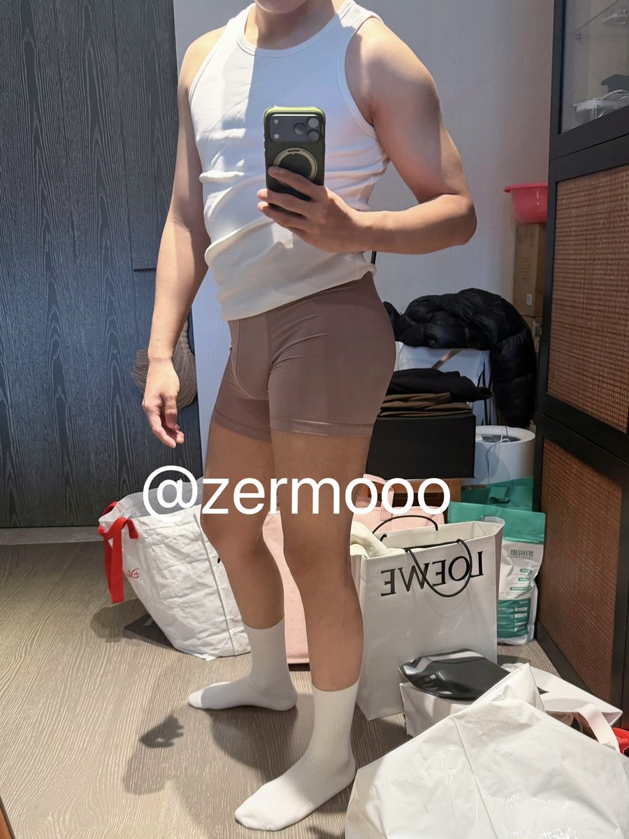 zermooo's tweet photo. 780 三条的内裤是有·说法🤔 https://t.co/o16JTwqzmc