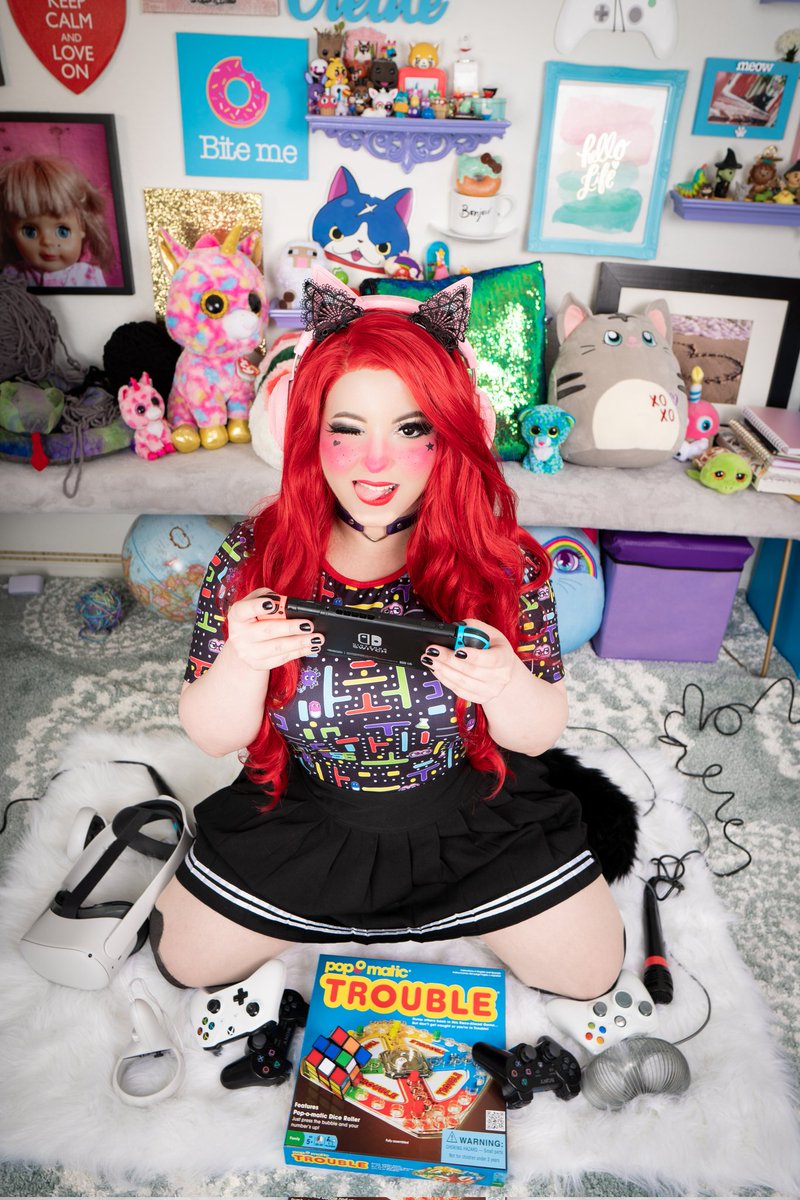 LetsPlayKitty tweet media