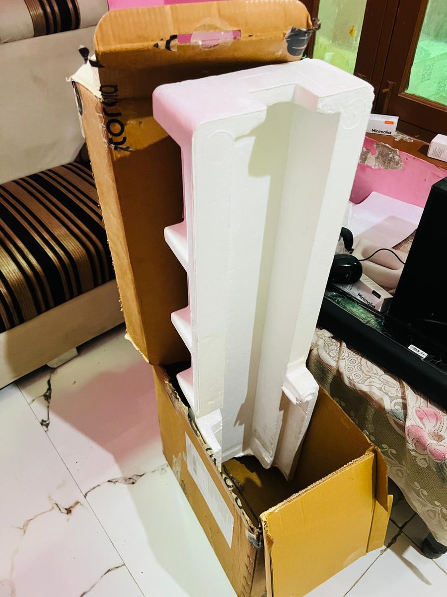 Theknowk's tweet photo. @flipkartsupport @Flipkart @consaff

FMPC6080962926
Delivery boy marked it CANCELLED in app but collected CASH from me at the hub and gave a DAMAGED product. Now no option for replacement/refund. This is a fraud. Check this immediately https://t.co/YxbLMFUCUs