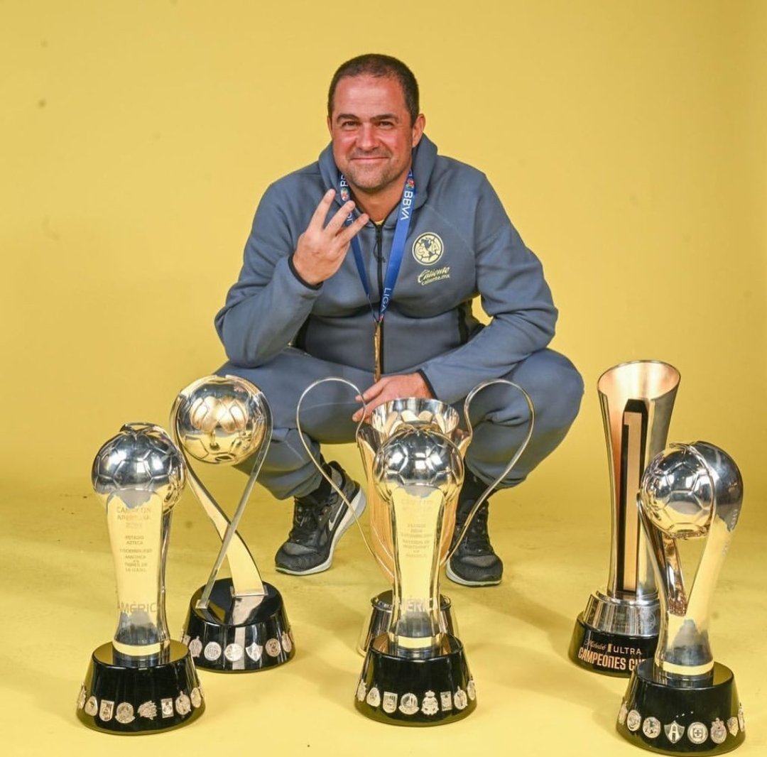 Jaír | 16 🏆🦅 tweet media