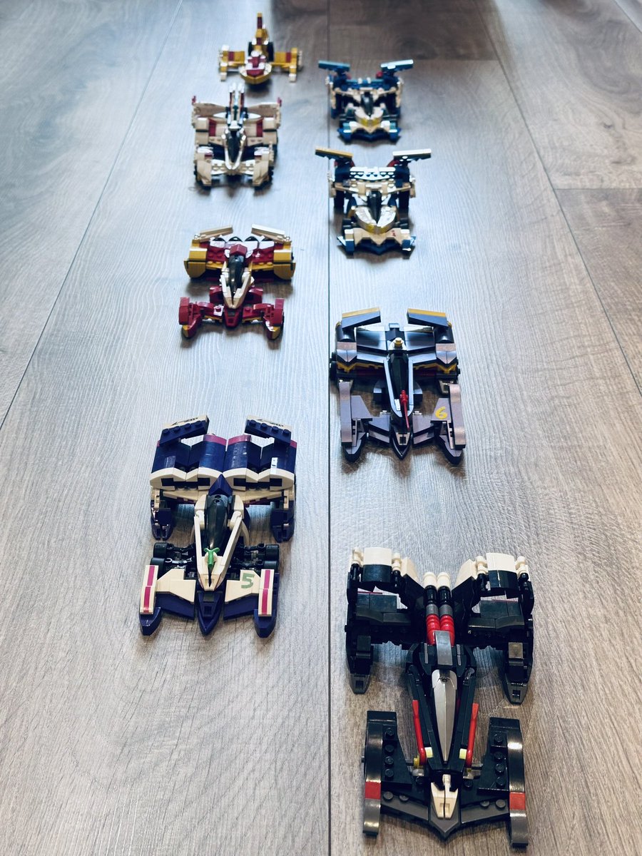 CTChen3's tweet photo. 2026 MOC Cyber formula series 

Current all MOC for CF.

BTW, LEGO creations truly make wonderful display pieces.

#lego #MOC  #高智能方程式 #雷神 #閃電霹靂車 #新世紀GPXサイバーフォーミュラ #ASURADA #阿斯拉達 #サイバーフォーミュラ https://t.co/18YWipvBTR