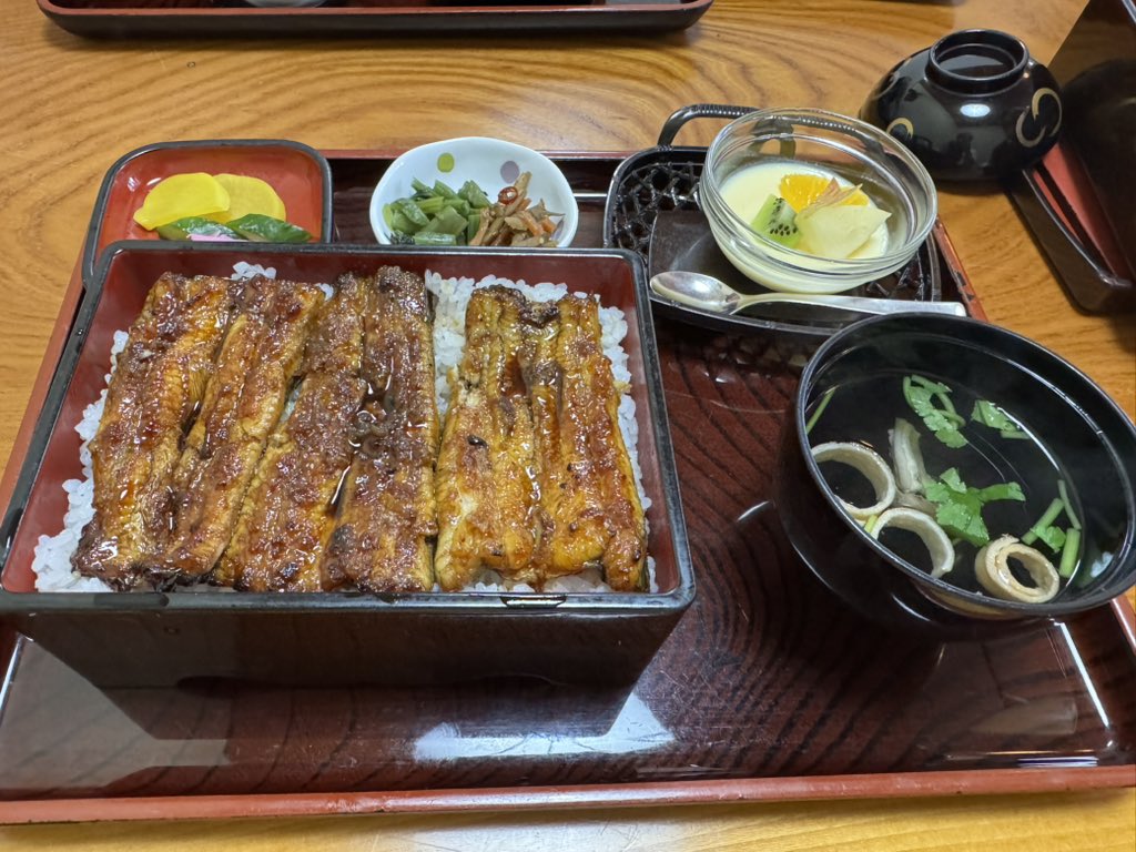 うんふぁ tweet media
