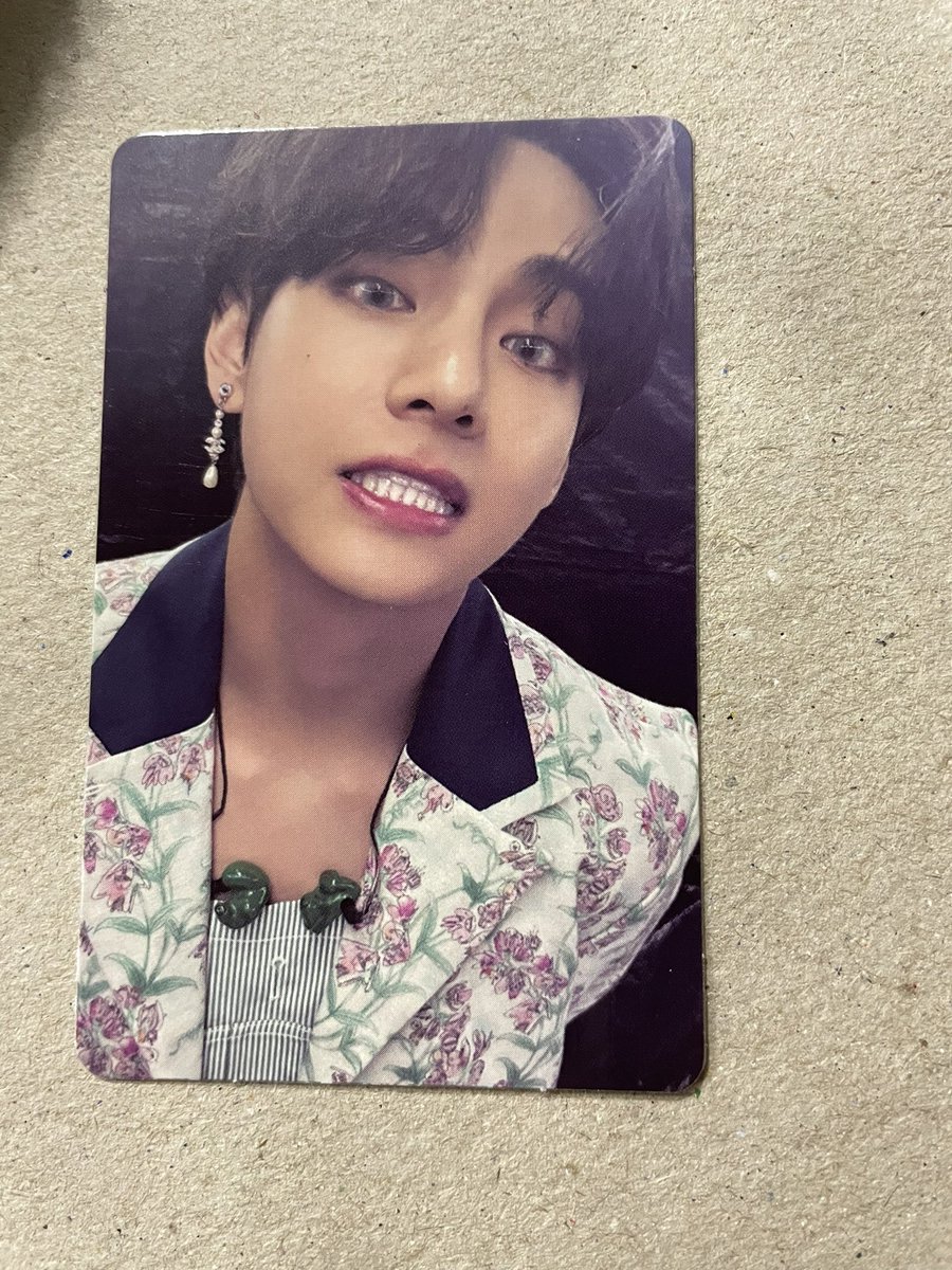 collectorbythv's tweet photo. feedback positivo pra @purplemoon_bts  por me ajudar a conseguir minha prio. a venda foi super tranquila e organizada, agradeço muito! 💗 https://t.co/Sc5EZOXRPo