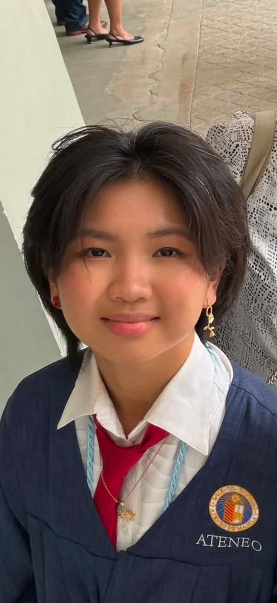 AttyChef's tweet photo. Happy with your achievements, my pamangkin. Finished high school in Ateneo with Third Honors. https://t.co/OtBlaKtuOT