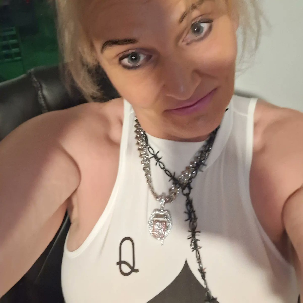 Angela Sue Cummins tweet media