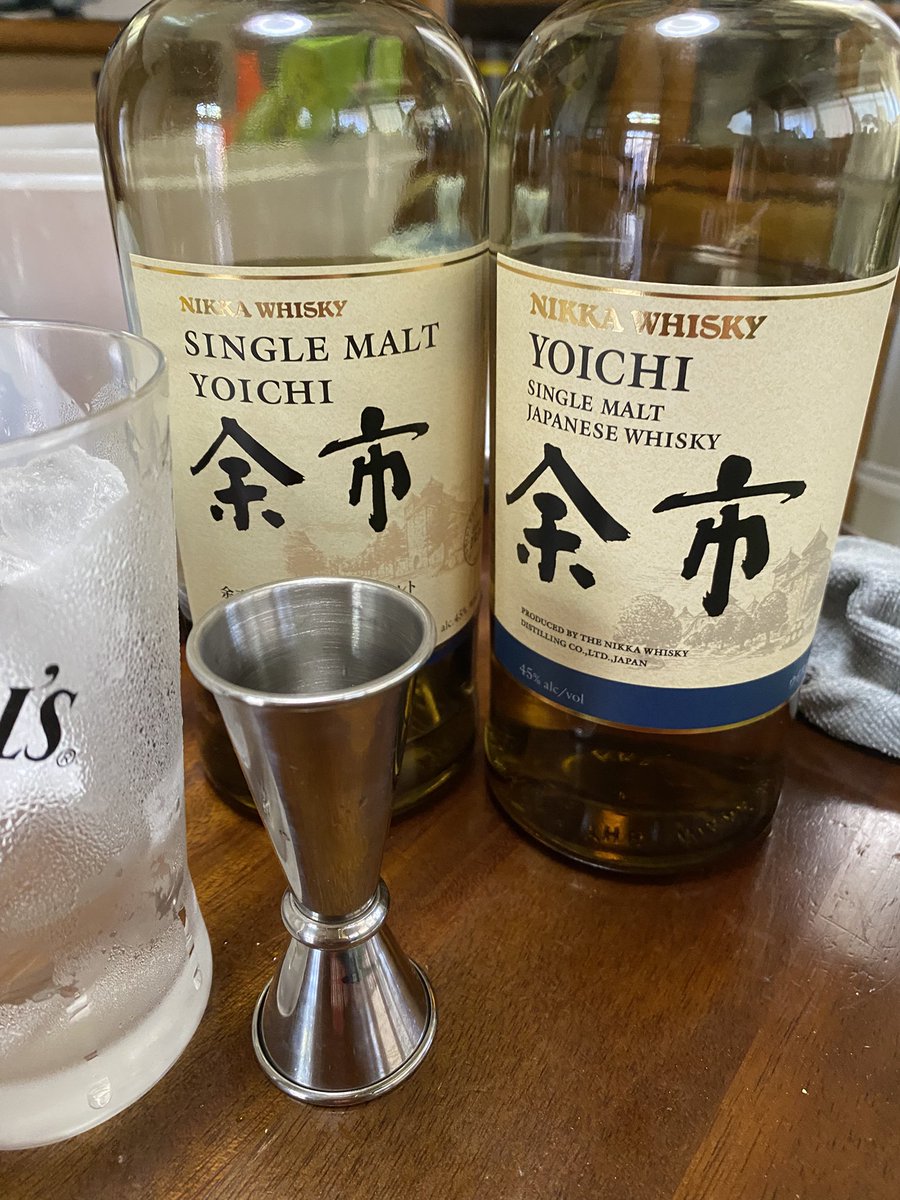 ke66_toshi's tweet photo. ニッカウヰスキー余市去年かなぁ。先ほど買った余市これはうまいわ。前日に山崎のミニボトル飲んだけど、よい市の方がおいしいと感じたのは何なんだろう？それだけこのニッカウヰスキー余市の方が
がおいしいと言うことなのかな？
名前やブランドでおいしい。美味しくないではなく、やはり味覚だなぁ https://t.co/T2Ihppc7vR
