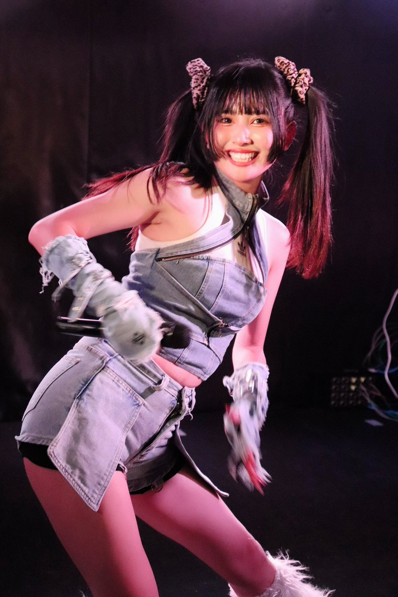 ソロでのライブ良かった(*^_^*) 声が心配だったけどはなびちゃんらしい