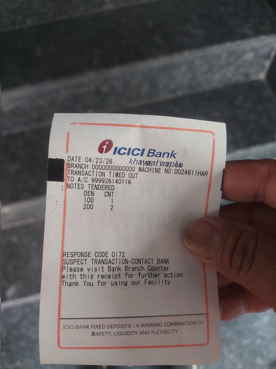 iajaykumarjain's tweet photo. I deposited 500 cash in ICICI Machine on 23-04-2026 to get adjusted in floating cash but sudden machine got timed out and then i requested bank team but they says their backend replies 999926140116 is agent code which is not an ICICI bank account it's linked with ICICI Common https://t.co/TyduwSOv6K