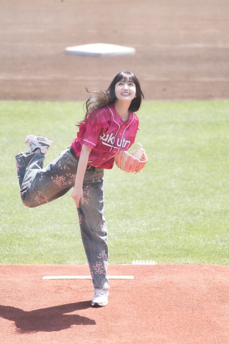 ogs_photo's tweet photo. 2026/5/16
東北楽天ゴールデンイーグルスvs福岡ソフトバンクホークス
at 楽天モバイル最強パーク宮城
#久保史緒里 （@kubo_staff ) https://t.co/96zoaQ1gPW