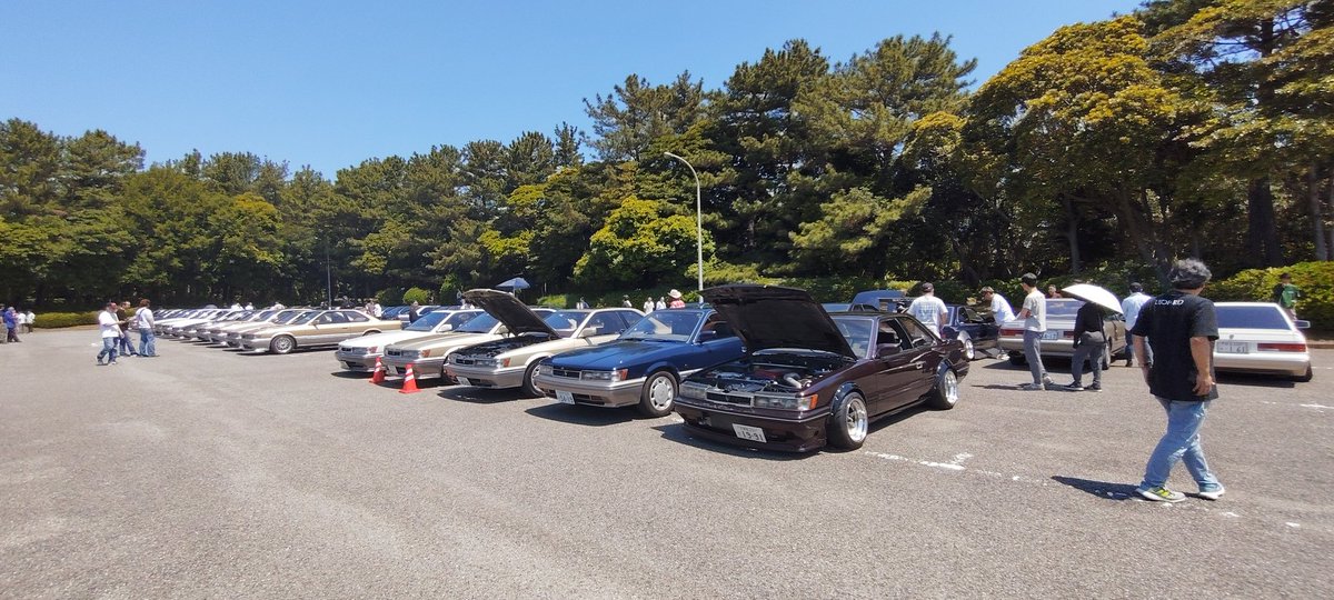 Z_RB20's tweet photo. どの個体も素敵で圧巻の光景でした！
元オーナーとして、楽しかったです
言い出したらキリがないけど、あの時手放してなければなぁ笑

#レパード
#レパードミーティング https://t.co/ipVzpN8Xpi