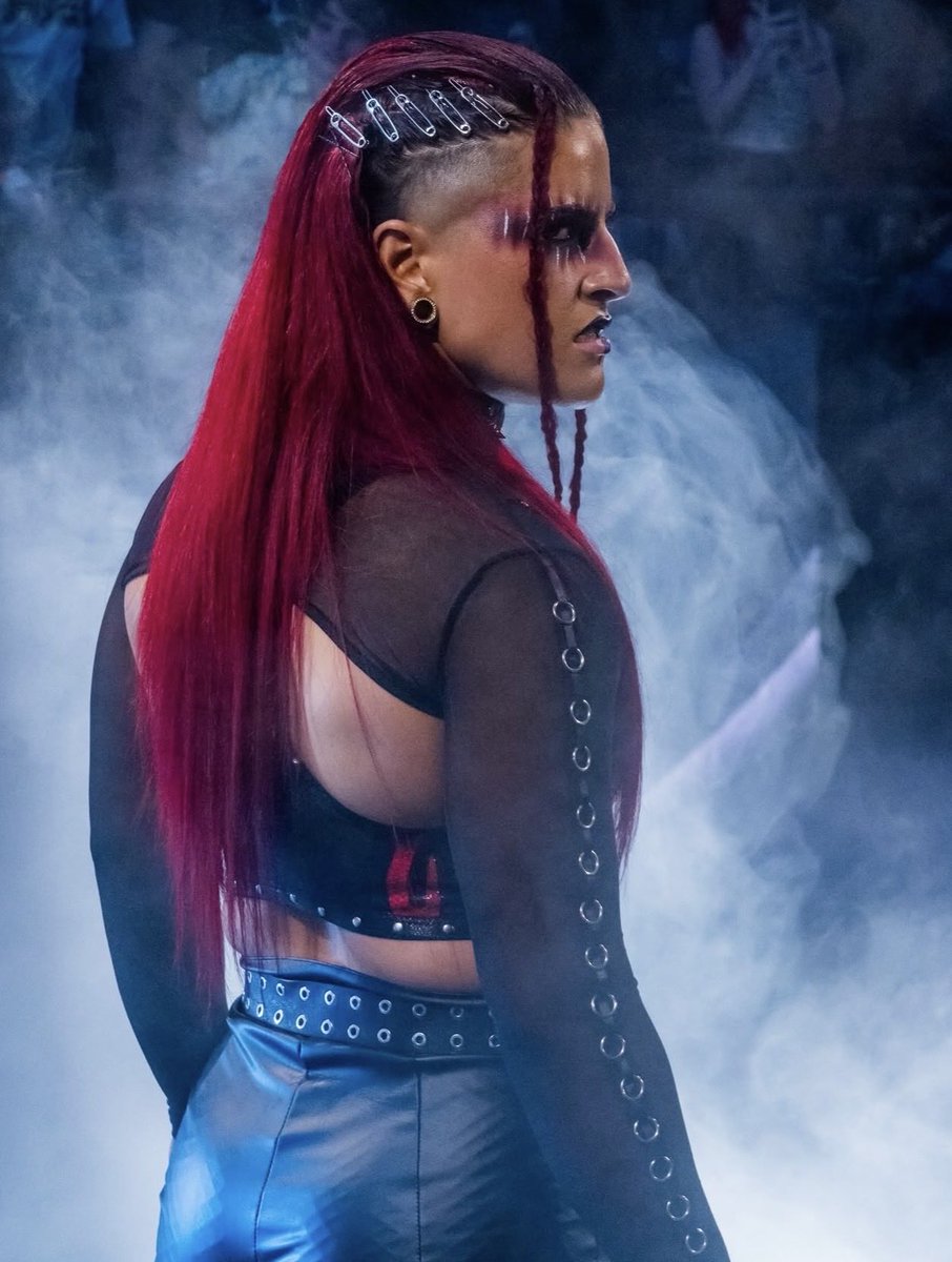There’s no escaping from me. ⟡ @ZariaWWE_ parody. tweet media