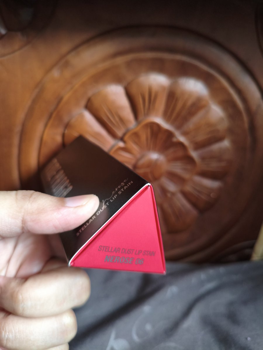 Baeysuzi's tweet photo. WTS jual timephoria lip stain 06 nerose
Baru 2x pakai original beli di official ada proof yaa💕
💵65k split pay 🍊

Tag wtb https://t.co/iZyku3SGdS