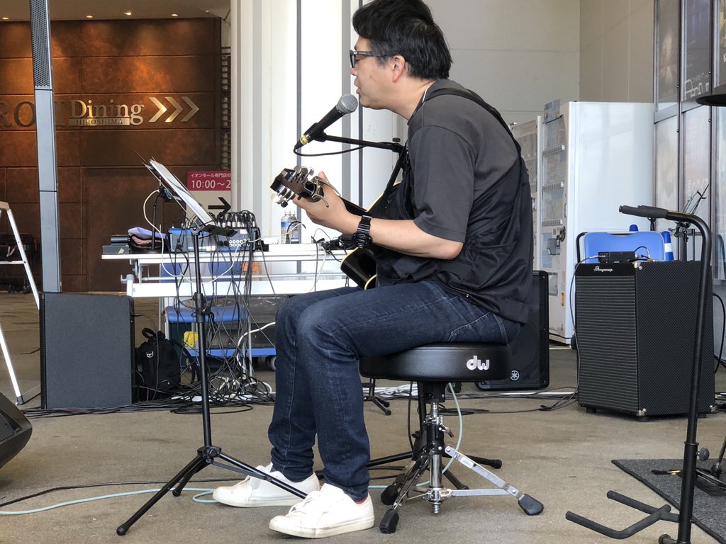 HOTLINE_アコパラ tweet media