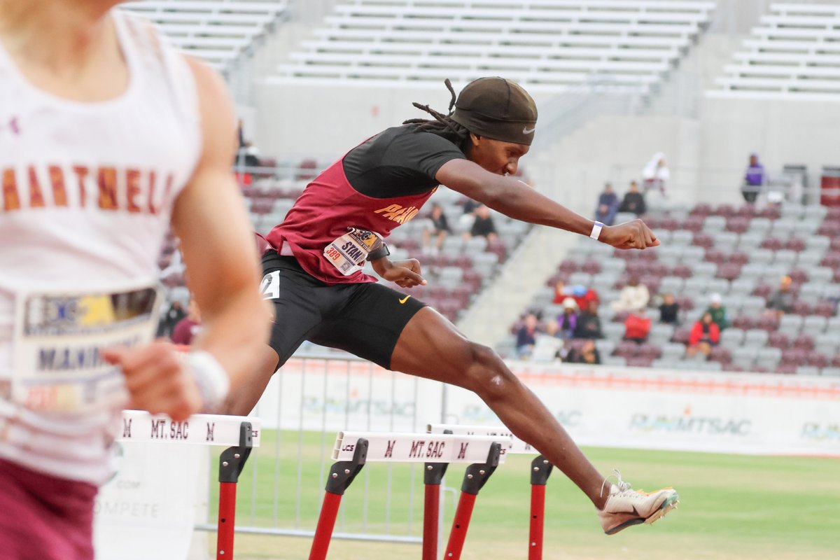 PCCAthletics's tweet photo. 3C2A State Track and Field at Mt. SAC: The Mounties staff was very classy and gracious in honoring this old SID today by announcing I am retiring from PCC and asked me to give out medals to 400m hurdlers including Lancer Quishawn Stanford. Thank you.
@MtSAC_athletics @CCCMBCA https://t.co/DzaeTqPeR2