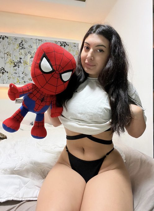 Alexa Doremi - ce parere ai de mine? https://t.co/CkafotZEdP