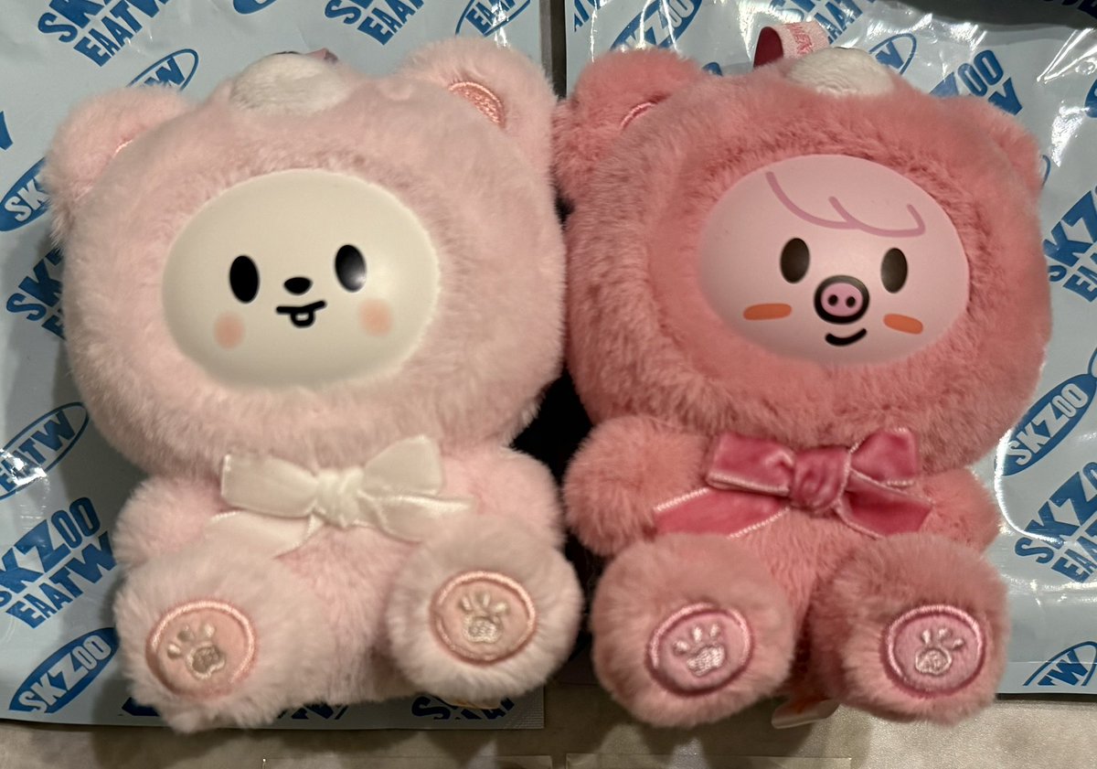 mrktwtw's tweet photo. straykids スキズ 交換 skzoo popup ポップアップ SKZOO SECRET KEYRING TOY Ver. キーリングトイ

【譲】リービット🐰、トゥェッキ🐖🐇

【求】ジニレット🥟

郵送または都内手渡し可能です
お気軽にお声がけください！ https://t.co/pdSeCr8PQw