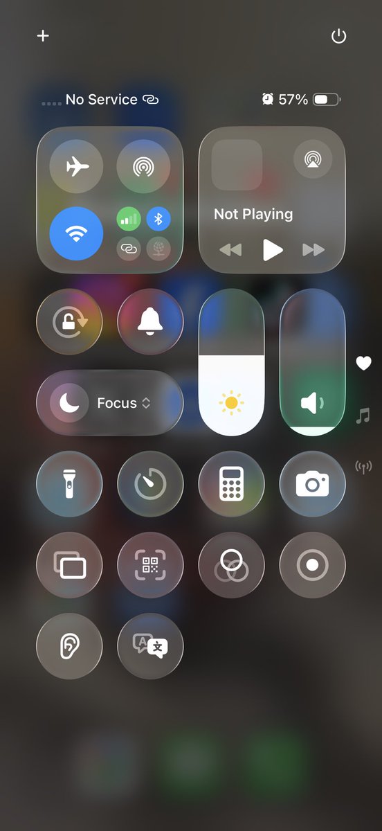 chikyboop's tweet photo. @Telcel  @ServicioTelcel no tengo señal desde hace 1hr, en Estado de México, mi línea está registrada, para cobrar mi plan hasta me quitan los datos 1 día antes de mi corte. https://t.co/fQkfyGzDyt