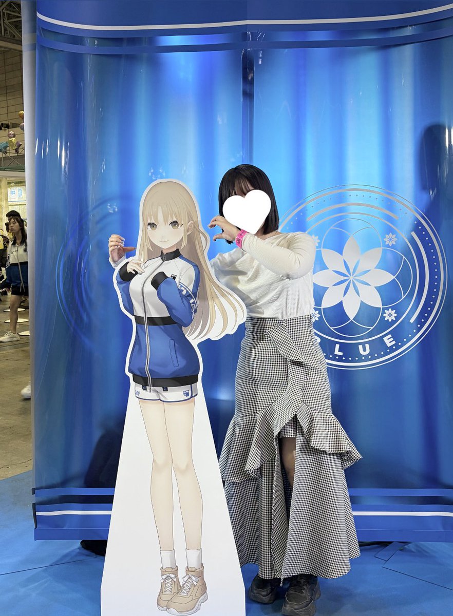 kgmcla's tweet photo. @SisterCleaire まだあります！
今日もクレアさんとお写真撮れました⭐️💘 https://t.co/kg8ue1YLch