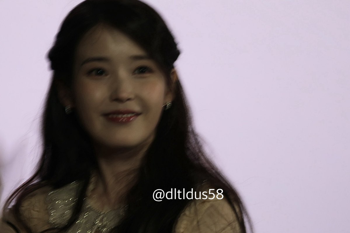 새연 tweet media