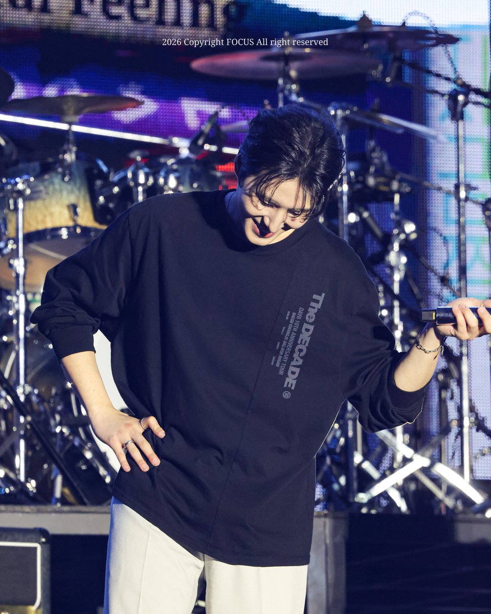 focus_day6's tweet photo. 260516 The DACEDE 부산
우리오빠 콧대가 아주
#DAY6 #데이식스 #영케이 #강영현 #YOUNGK https://t.co/J9un5MN3TS