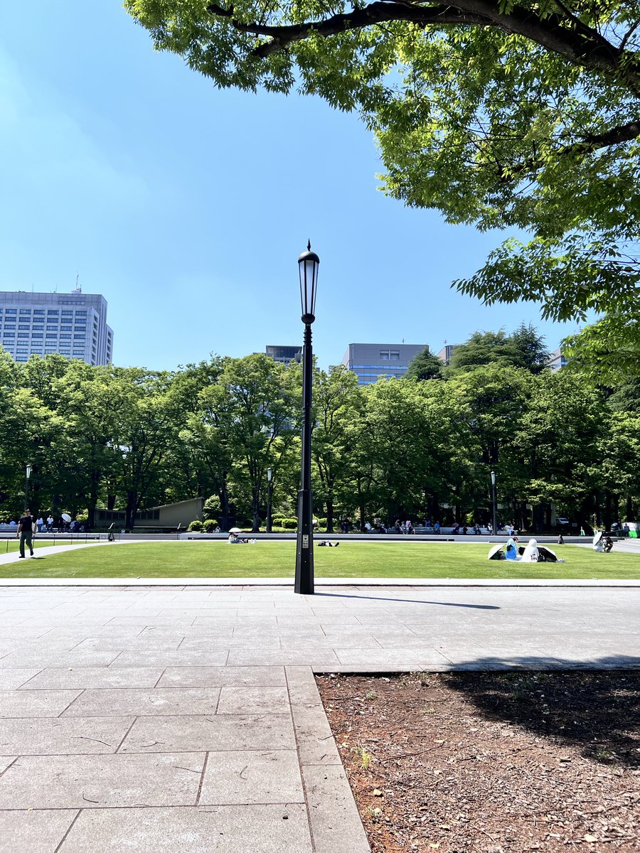 bcskrn's tweet photo. 日比谷公園は人がまばらにいてちょうど良い https://t.co/LRtNhgcrcC
