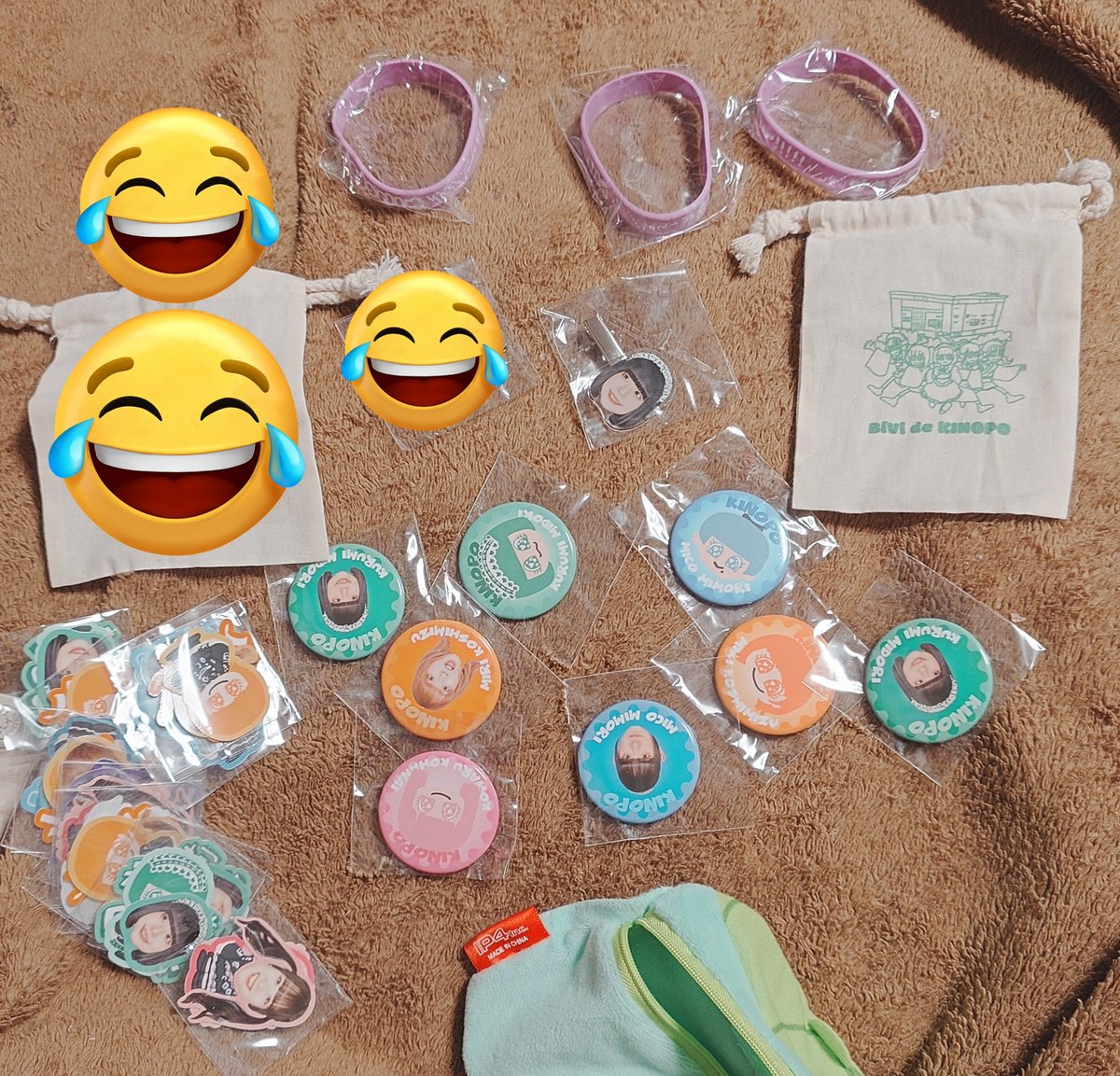 アリヤなグランデ tweet media