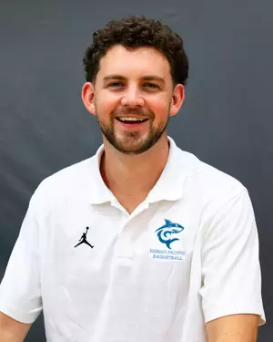 NCAA_HoopsGuru's tweet photo. 🧨guru exclusive🧨

idaho state has added cam flabel as an asst coach -- previously was the associate hc @ hawaii pacific (d2)

#d2 @BigSkySuperfan  @mid_madness @MrIdahoPreps @RoccoMiller8 @TheCoachCaro @trillydonovan @khon2SportsTV @Mitch_Riberal @RobDeMelloKHON @IdahoStateJ https://t.co/ht9qdjm75Z