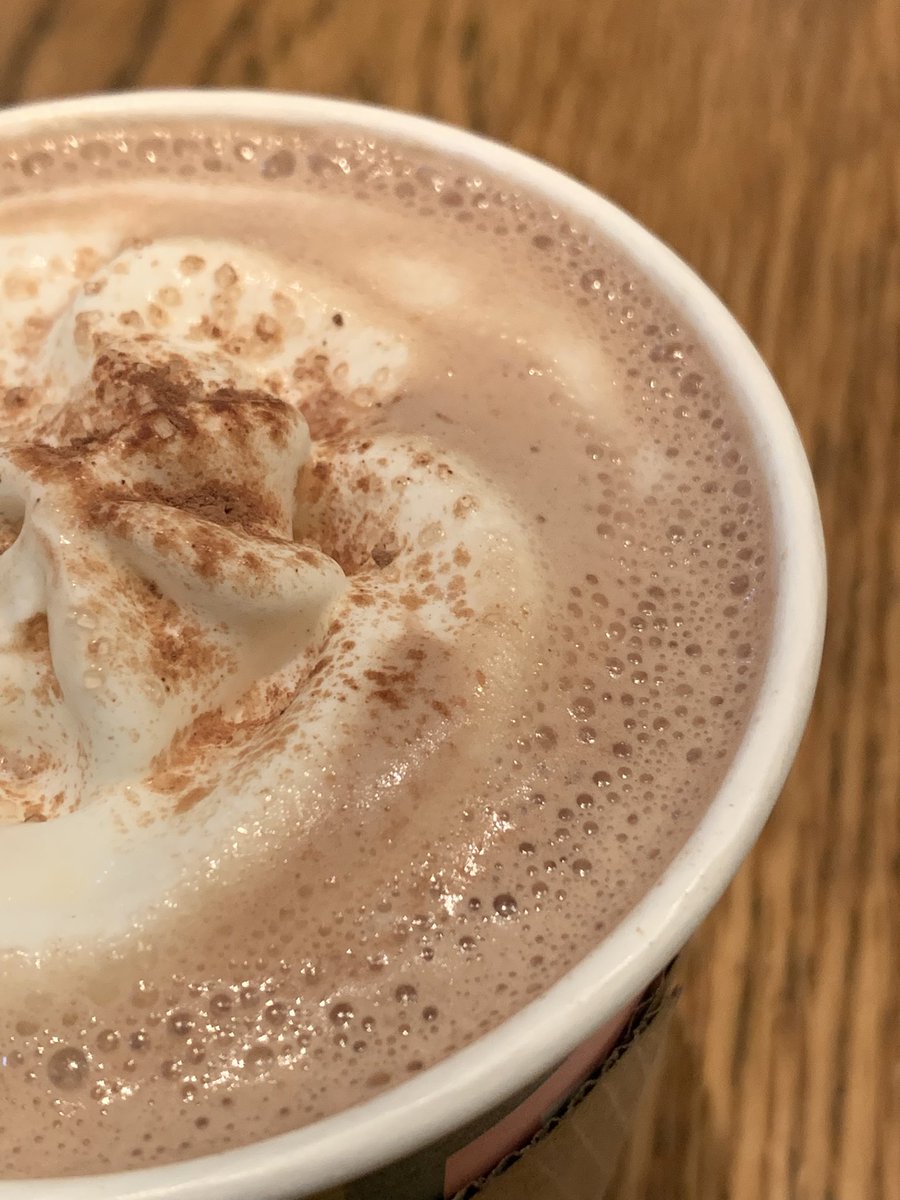 justnest's tweet photo. sip coffee 💋 https://t.co/EENpJyUFNu