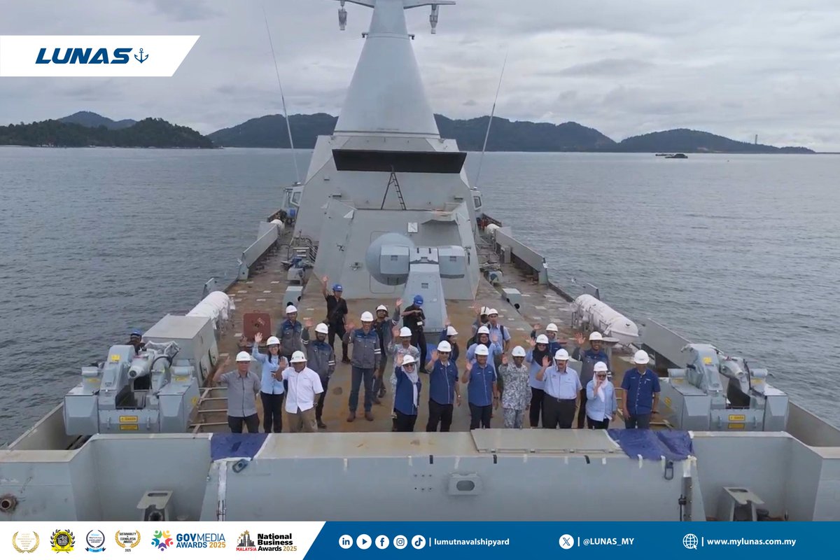Lumut Naval Shipyard tweet media