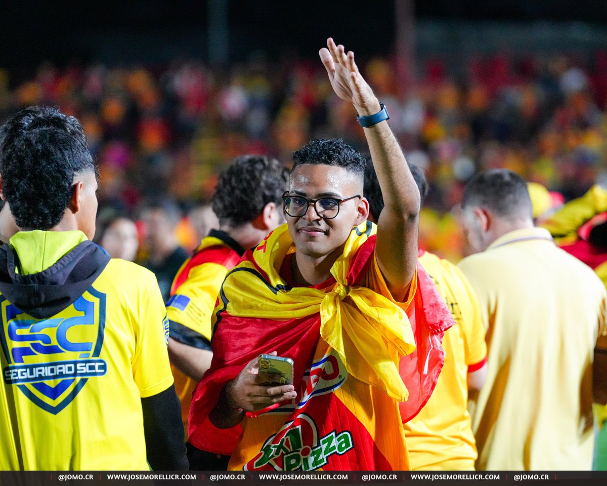 tdmascrc's tweet photo. ¡Esto es Herediano! El 32 veces campeón https://t.co/v7YFujXkCn