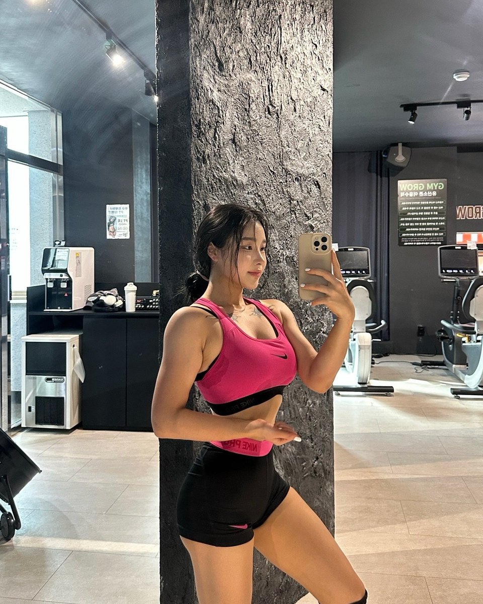 지영이 tweet media