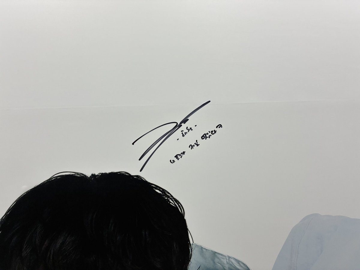 디🐻 #TASTE tweet media