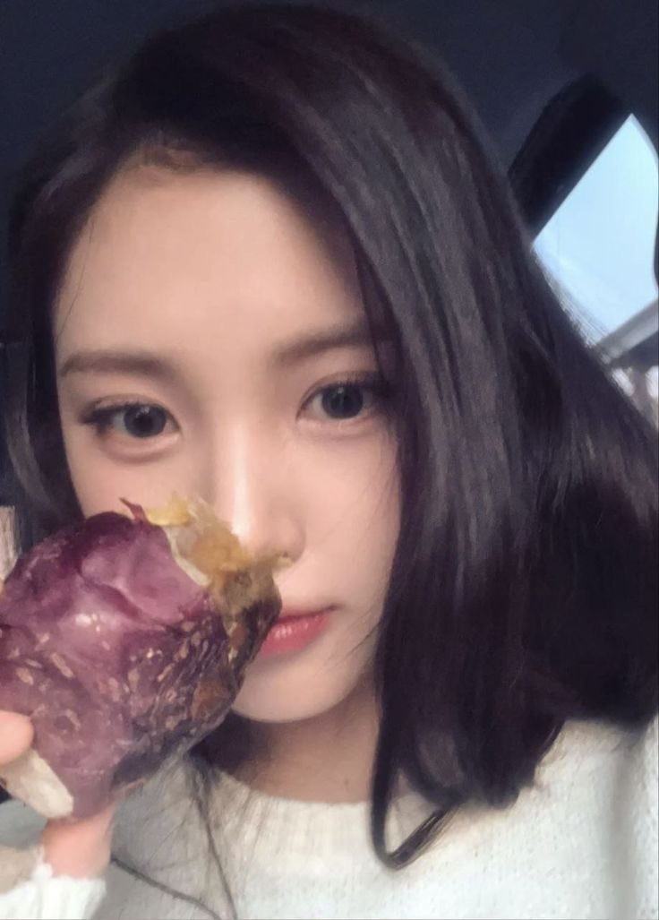 Yihyun tweet media