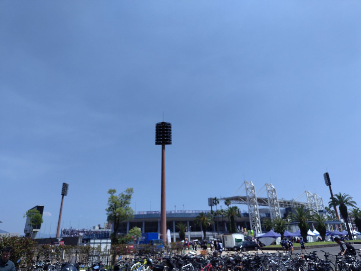 omoui1's tweet photo. やっと白波スタジアムに着きました🎵 https://t.co/7AnIXJ7lkK