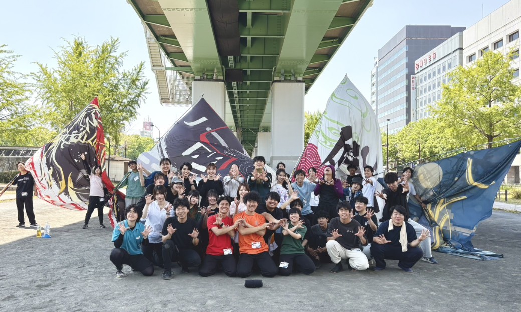 傾起 tweet media