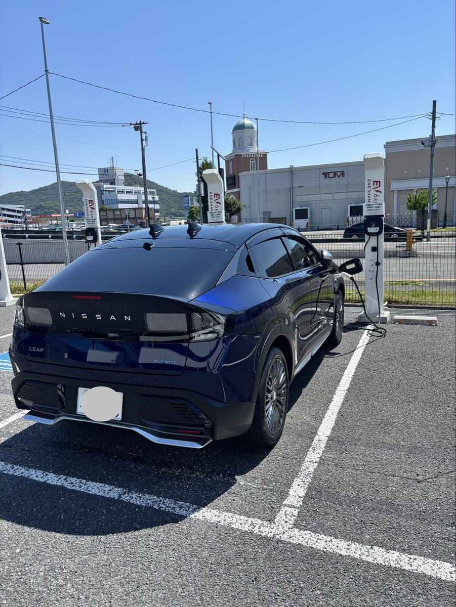 KON /一人旅好きの車好き tweet media