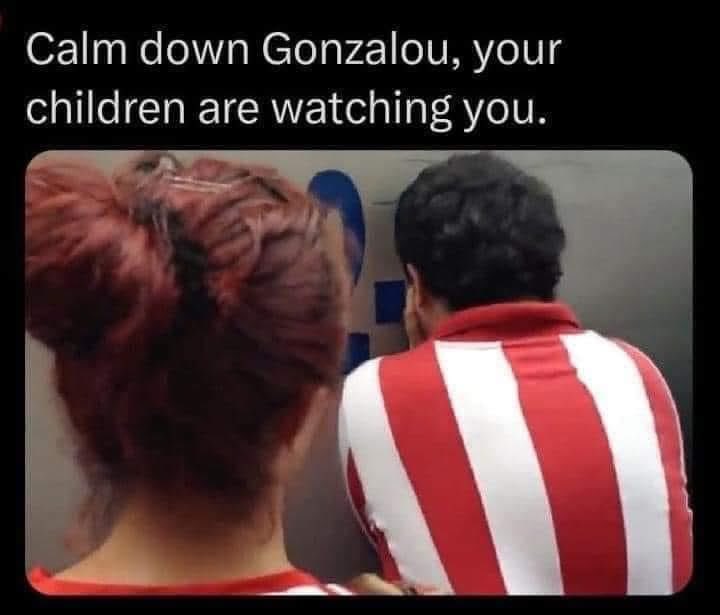 JsKachar's tweet photo. @jalcirco @BullyingFutbol 🤣🤣 https://t.co/62roeAt8Vm