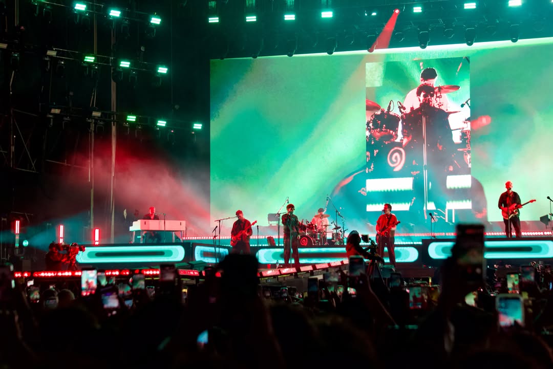 Louis Tomlinson Chile (was lucky again) 🇨🇱🍋 tweet media