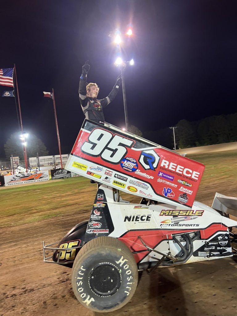 mattcovington95's tweet photo. Got the win tonight with Hurricane Area Super Sprints at Ark-La-Tex Speedway https://t.co/WI2ehfqqXJ