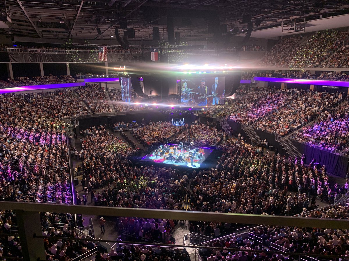 GLOWCITYDON's tweet photo. George Strait🤍 https://t.co/WVoOOAbv7c