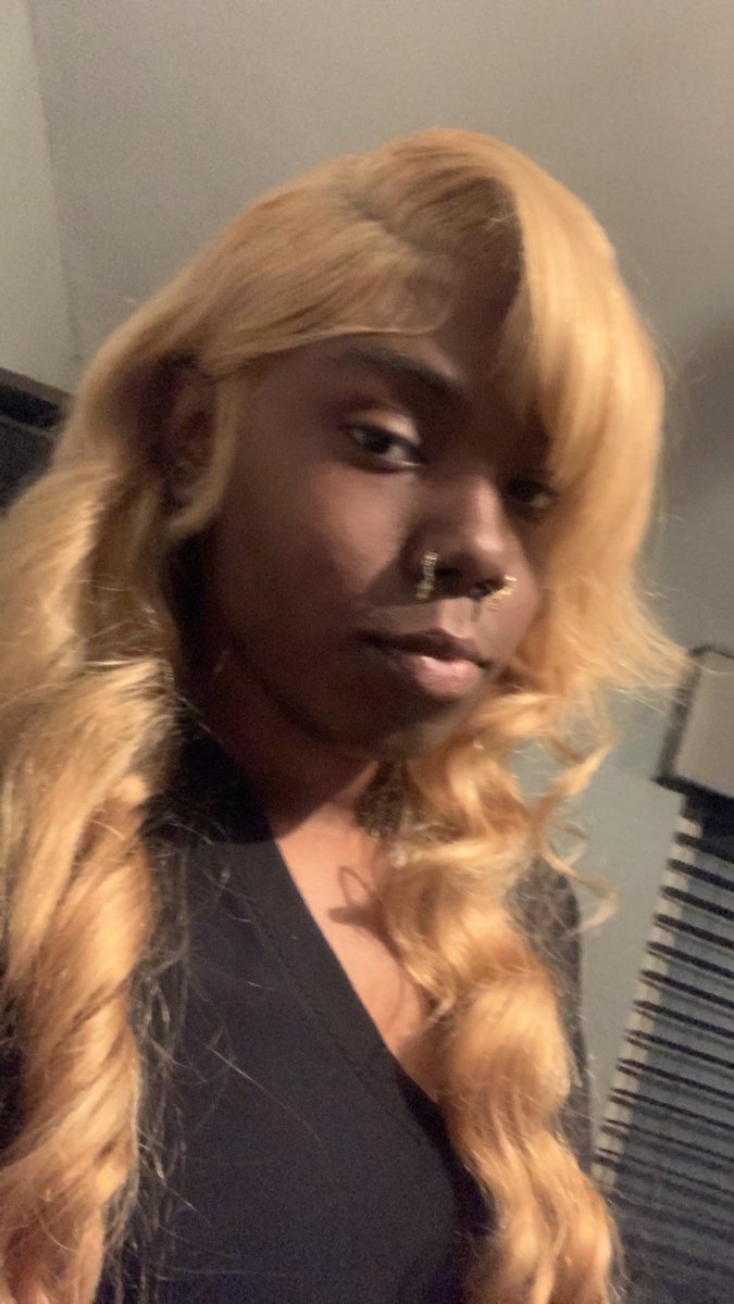 SexyyLilTing's tweet photo. u like a girl in scrubs ??

#stl #freaks #estl #stl314 #estl618 #Stlouis #ebony #teen #contentcreator #stlcontentcreator #stlfreaks #314freaks #wataa #pyt 
#618freaks #fyp #chundai 
#stllinks #missouri #missouri #estlfreaks #eaststlouis
#Bigass #blackteen https://t.co/lEyqXWbHg6