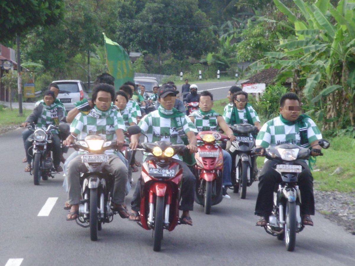 BLACK GREEN BOYS tweet media