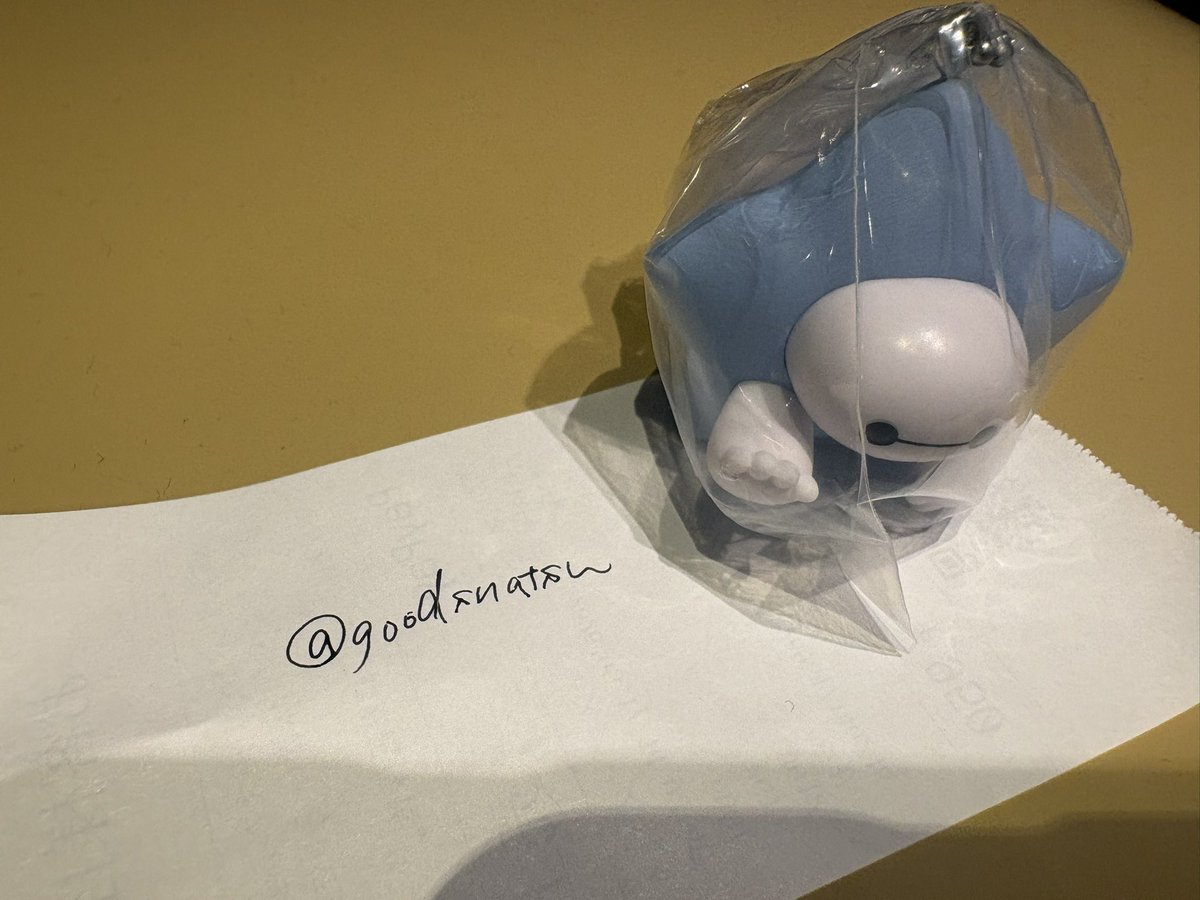 goodsnatsu's tweet photo. 【交換】
ディズニー ガチャガチャ 
お星さま チャーム
【譲】
ベイマックス
【求】
デール

郵送での交換でお願いします https://t.co/caJcdmQlf7