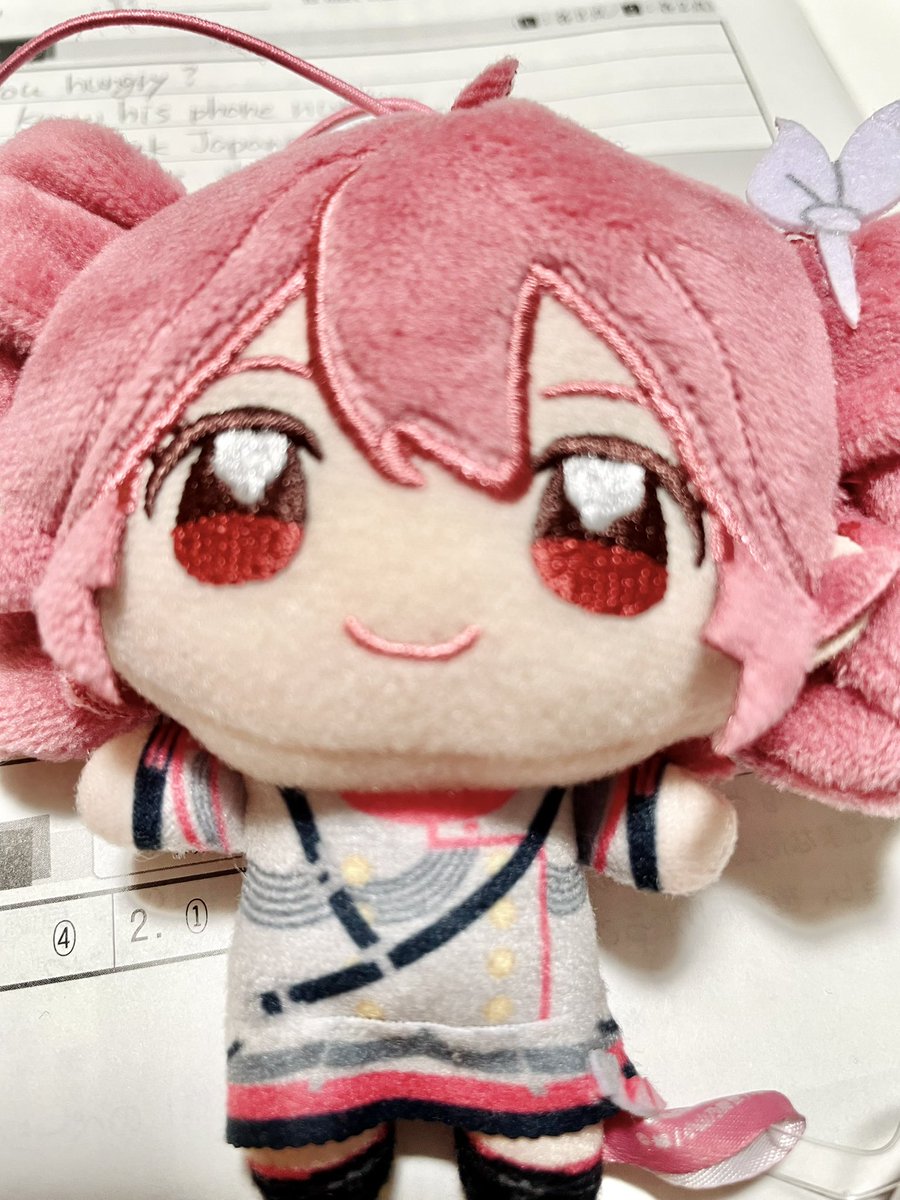 つん tweet media