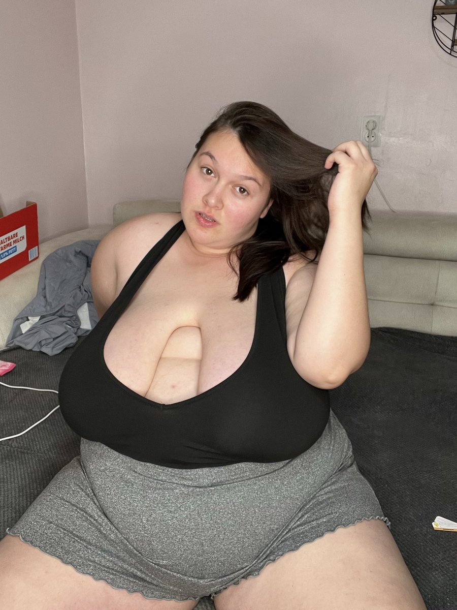 Rebeka tweet media